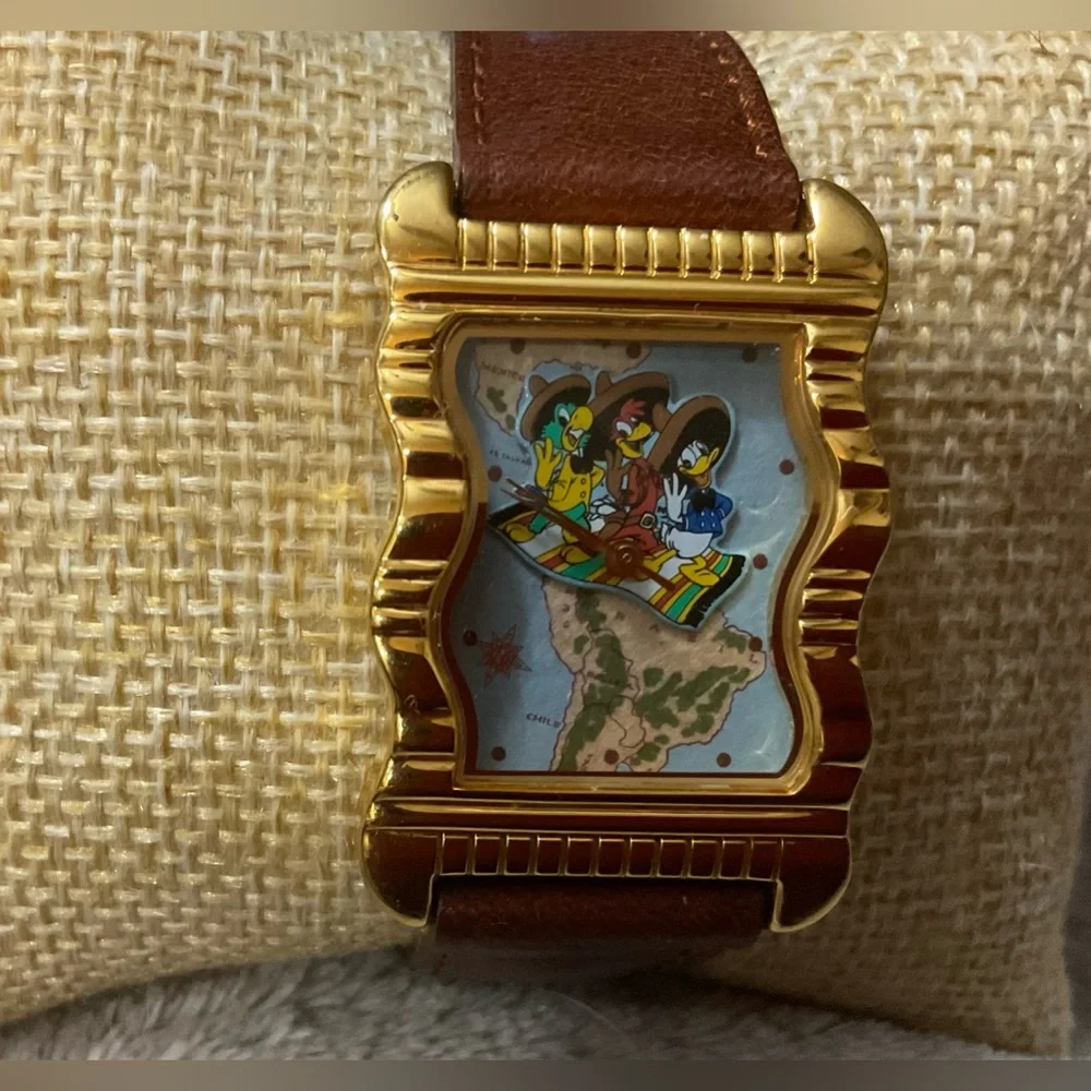 Fossil: Disney: The 3 Caballeros limited edition 3435/7500 vintage wrist watch